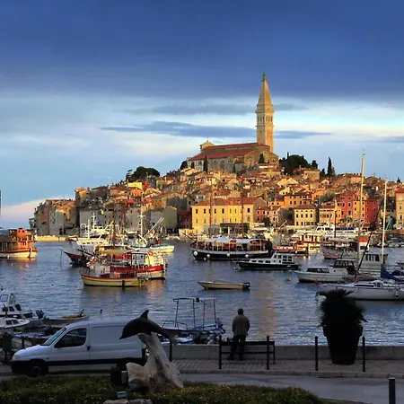 With A Parking Space - 2288 Apartment Rovinj