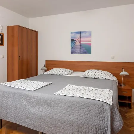 With A Parking Space - 2288 Rovinj