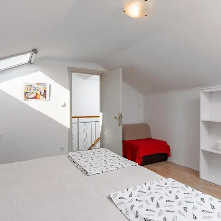 Apartment With A Parking Space - 2288 Rovinj