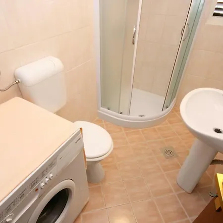 With Parking Space - 2288 Rovinj