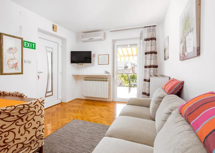 Apartmán With Parking Space - 2288 Rovinj